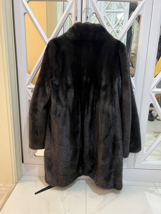 Продам шубу норковую