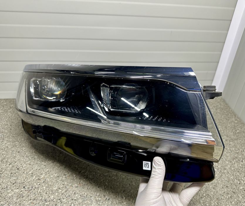 Far dreapta VW Touareg facelift