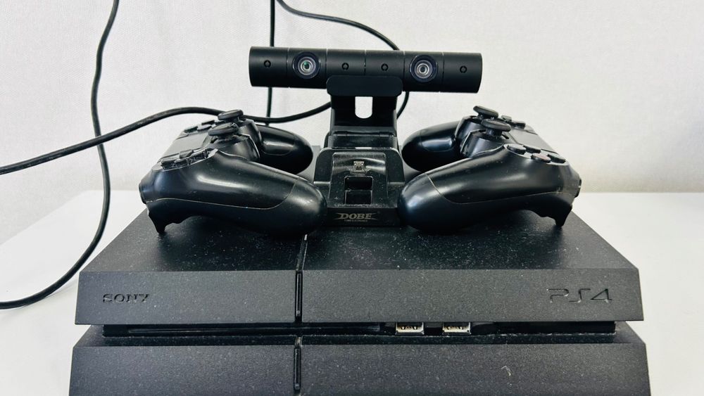 Sony Ps 4 продам