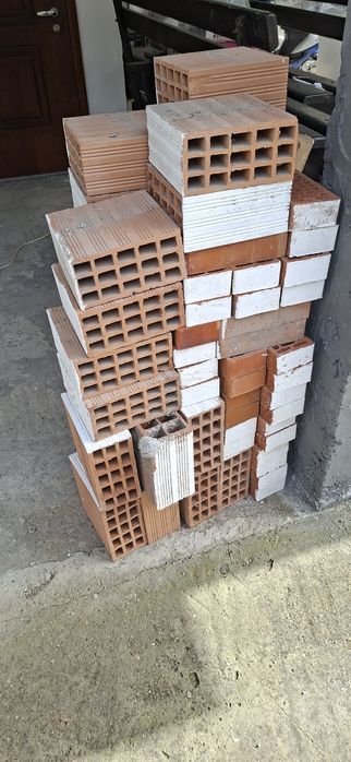 Тухли четворки и единички