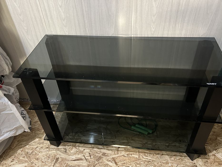 Продаётся подставка под телевизор (TV-тумба)