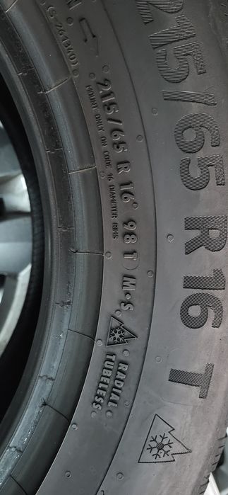 4 anvelope 215 65 16 continental de iarna 2021 7mm
