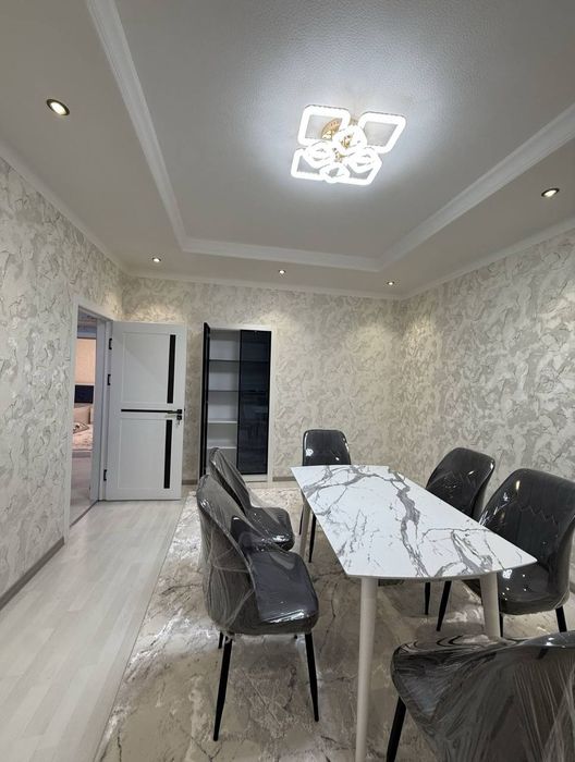 Срочно Яккасарай Бобура 3/3/4 с мебелью техникой евро ремонт !