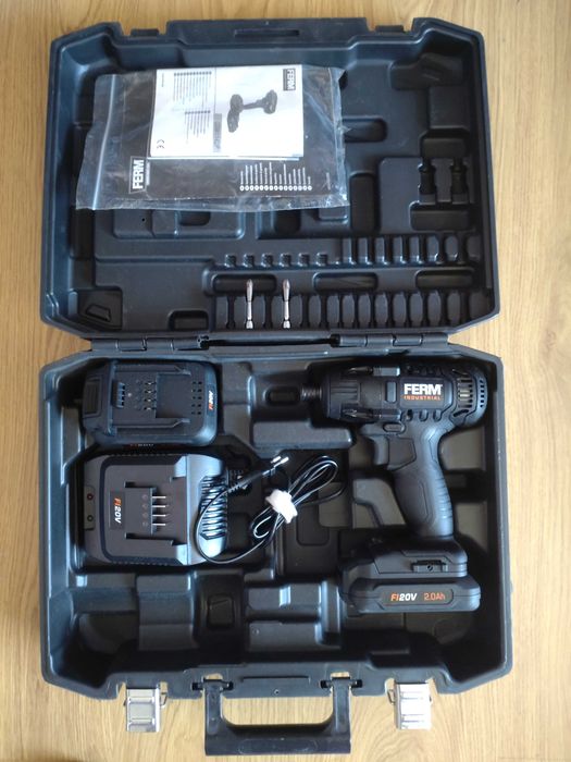 Masina de insurubat cu impact 1/4" Ferm CDM1142P