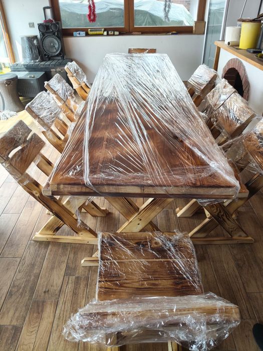 Vand mobilier de gradina