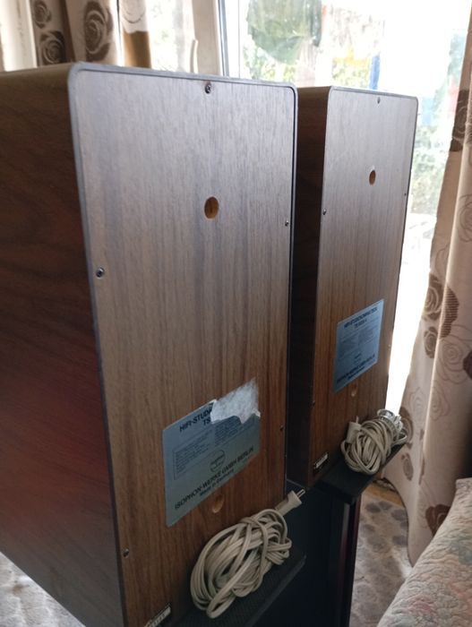 Vând boxe Isophon,rezervate