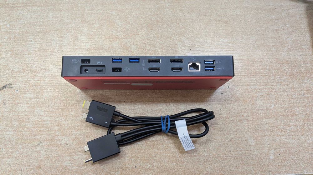 Докинг Lenovo ThinkPad Thunderbolt 3 Workstation Dock Gen 2 40AN