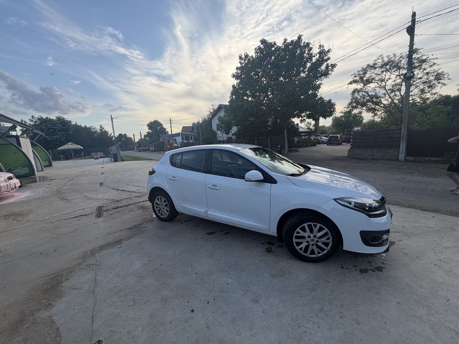 RENAULT Megane 2016 — imagine 2