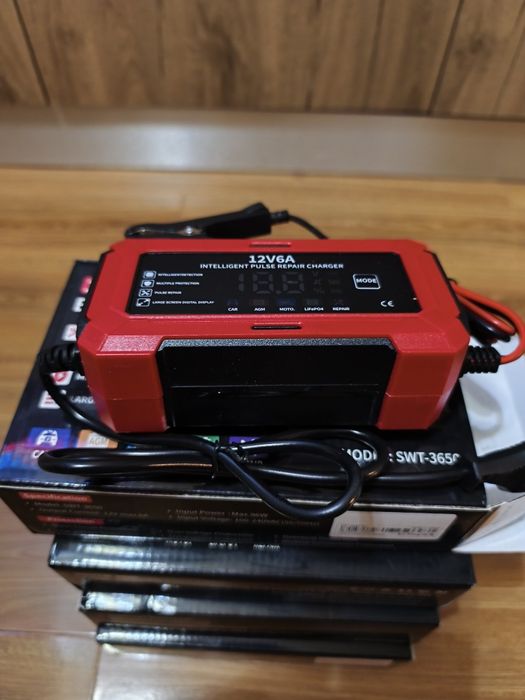 Redresor incarcator baterie auto-moto cu funcție de regenerare