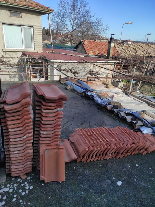 цигли тондах нови--59 бр,/// цигли нови -120 бр.///  цигли нови-80 бр.