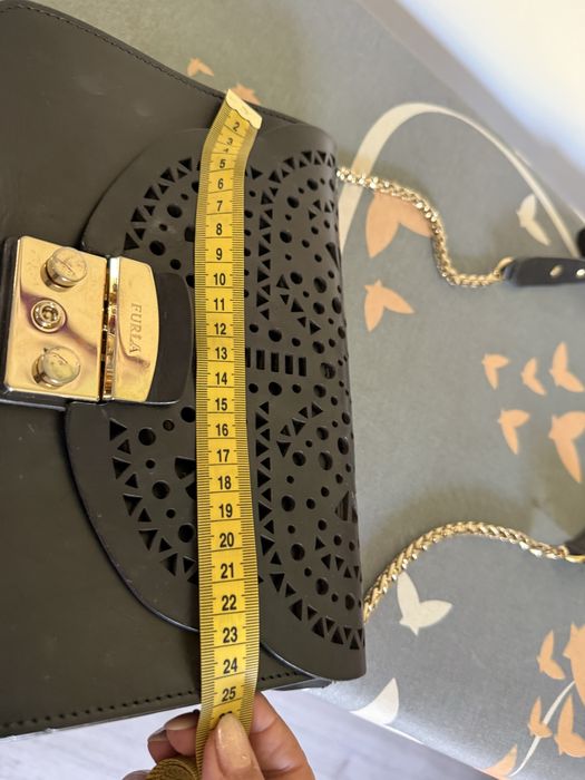 Дамска чанта Furla естествена кожа с дантела от кожа