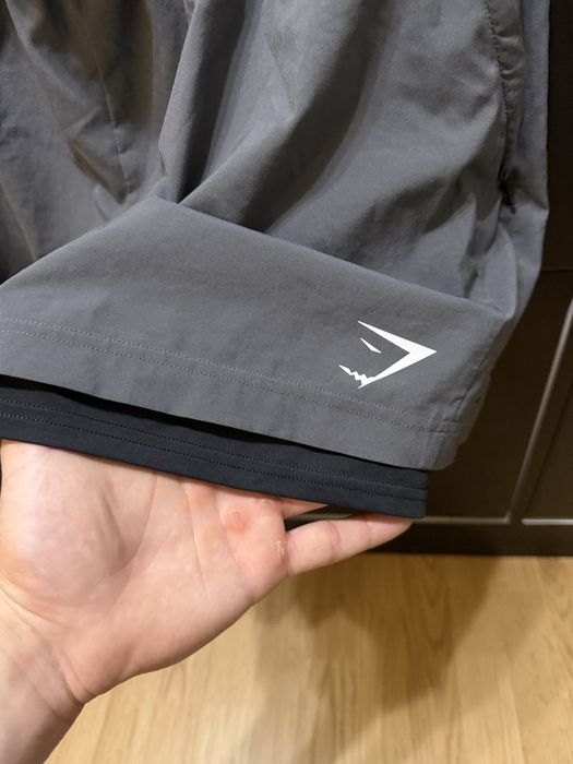 Pantaloni scurti 2 in 1 gymshark