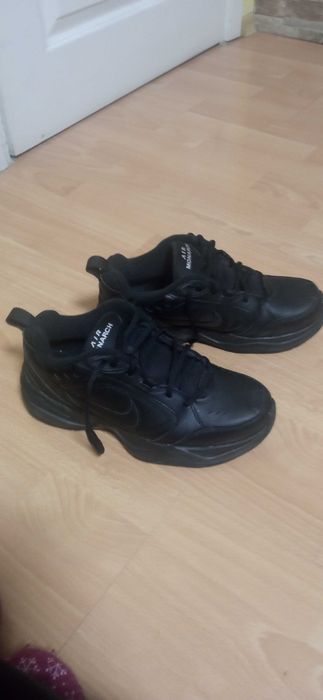 Маратонки Nike 40 номер