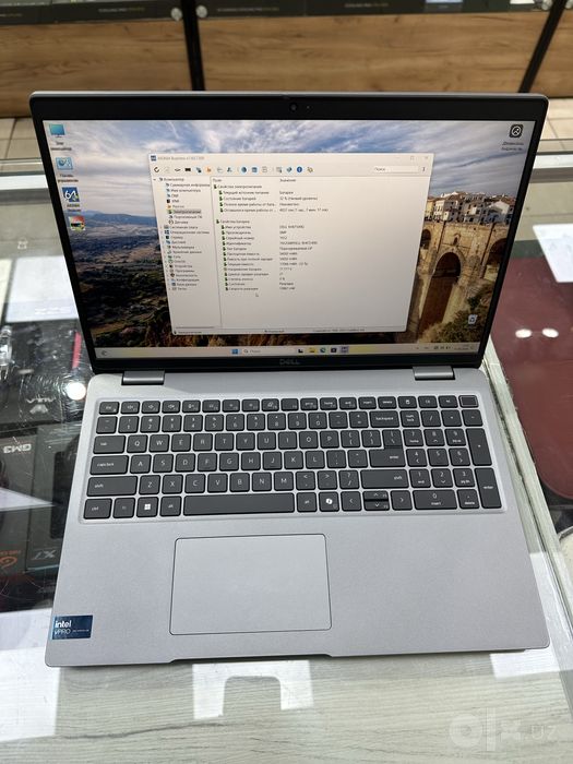 Dell Latitude 5550  Ultra5-135u/16gb ram/256 gb ssd/ 15.6 fhd ips