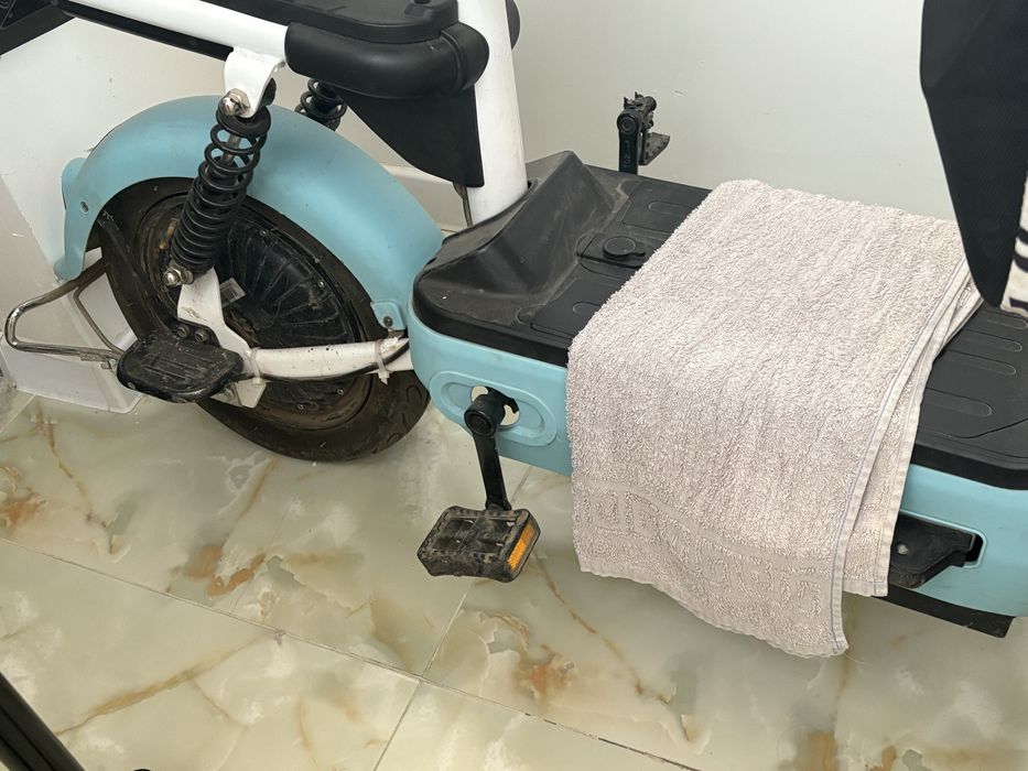 Электроскутер- велосипед