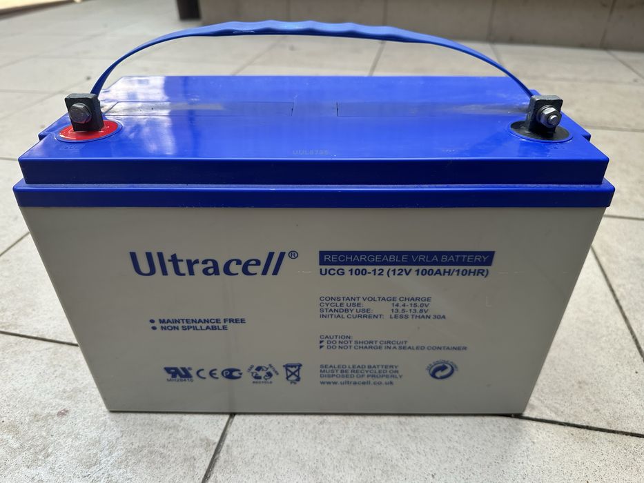 Acumulator 12 v 100 A Ultracell