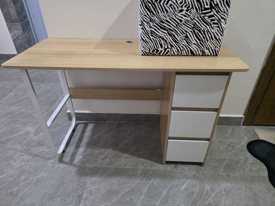 Стол компьютерный письменный