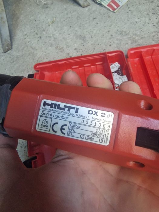Pistol cuie beton Hilti