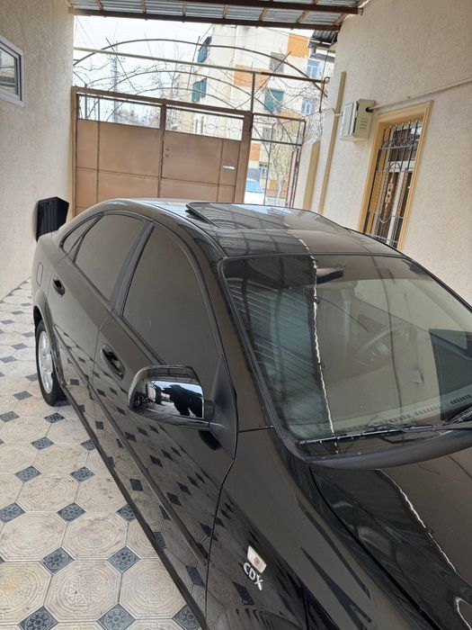 Jentra 2023 yil 3pazitsa avtomat srochna sotiladi. Lyuk abs  bor.