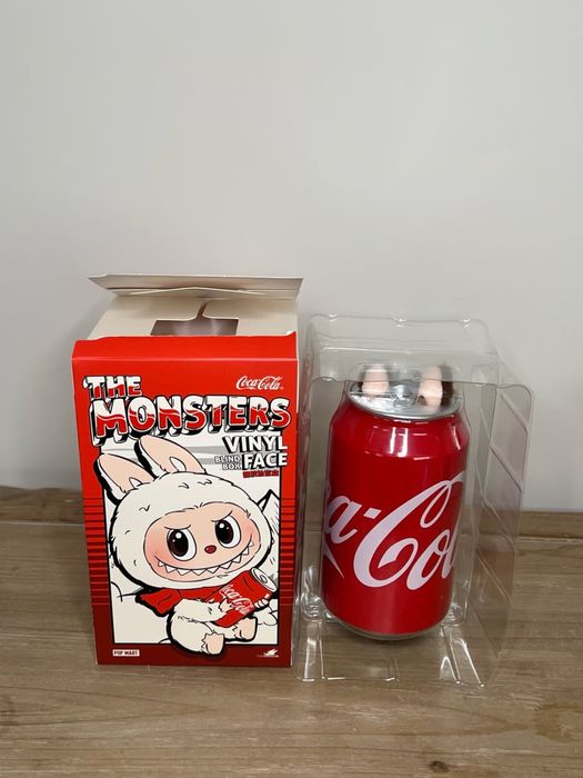 Labubu играчка Лабубу Кока Кола Coca Cola Pop Mart, Лабубу в Кенче