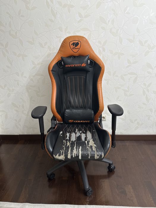 Игровое кресло (Cougar explore racing)