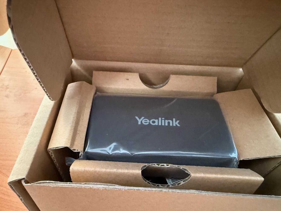 Конферентен VoIP телефон Yealink CP960, 5" (12.7 cm) цветен LCD