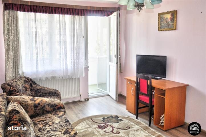 Apartament cu 2 camere decomandate, pe Bulevardul Mihai Viteazu