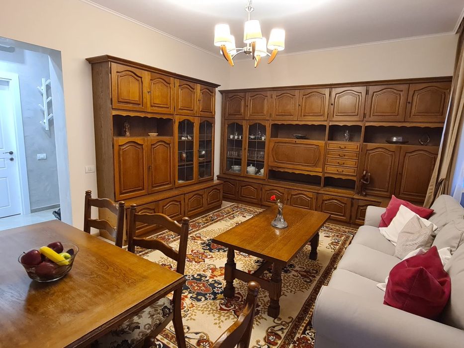 Covor de lână clasic 350 lei