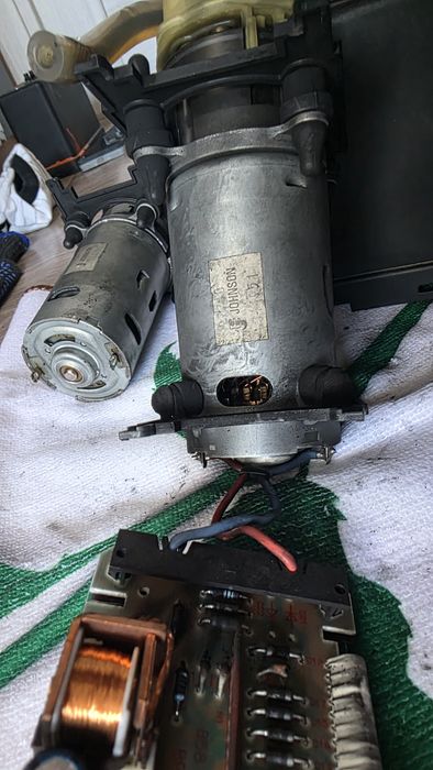 Компрессор присосок мерс w140