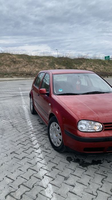 Vând golf 4 1.6 16 valve