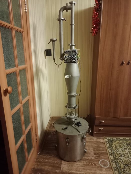 Шлем для дисциляции.