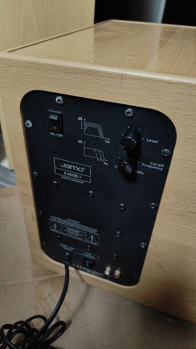 Тонколони Evidence Acoustics + субуфер Jamo