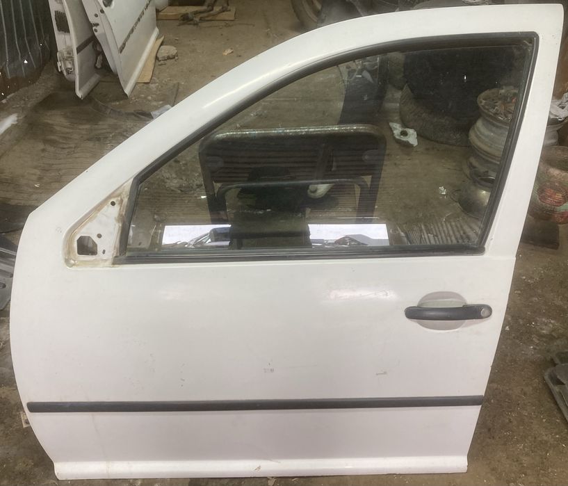 Кузовные детали на Гольф 4