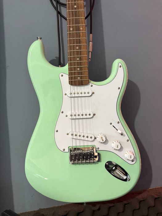 Chitara electrica Squier Affinity Strat Laurel SG