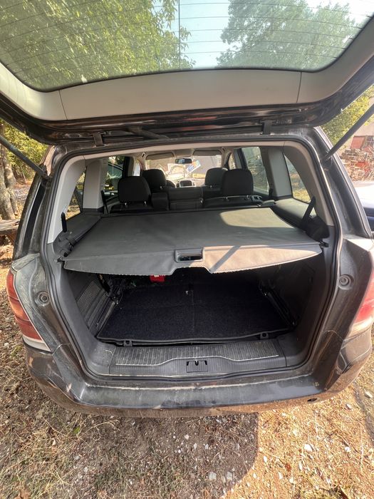 Opel zafira B 1.9 120коня НА ЧАСТИ