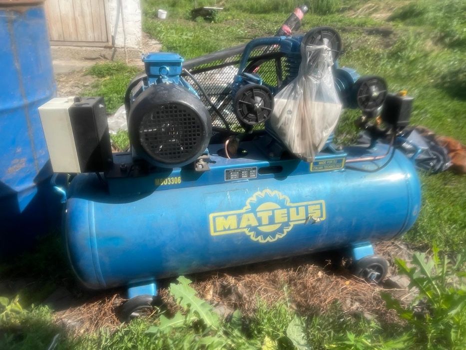 Продам компрессор