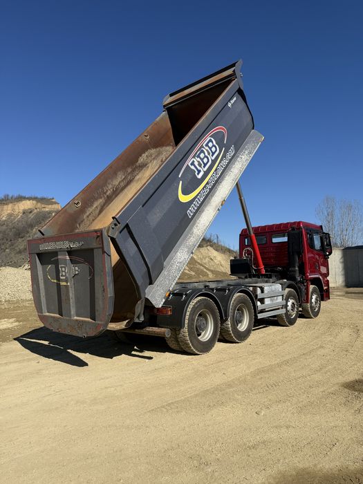 Basculanta 8x4 ATP Trucks de vanzare