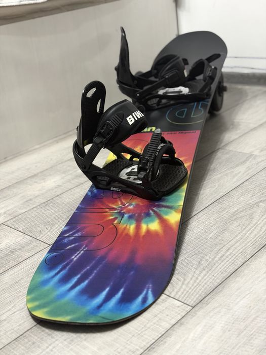 Продам сноуборд с креплениями
