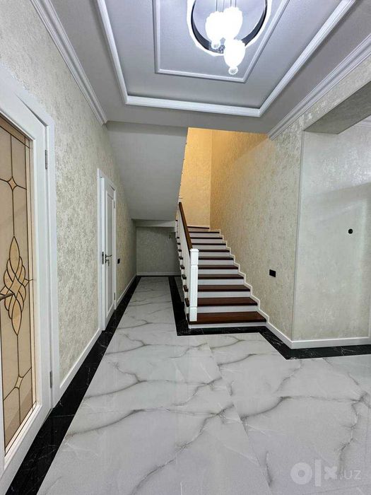 Nazarbekda Yangi ikki qavatli Uy Sotiladi, 215 m², 2,7 sotix