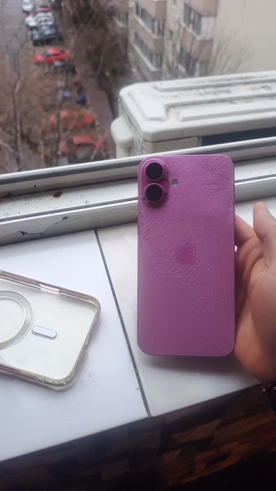Iphone 16 plus pink