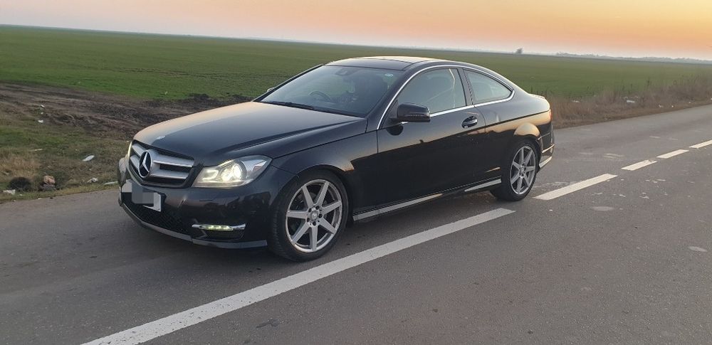 Dezmembrez C220 C250 W204 coupe