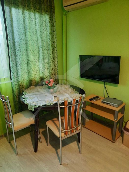 Двустаен апартамент - м-ст Ален мак - 143780