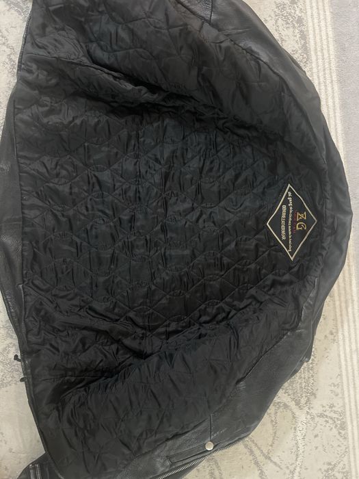 Классическая мотокуртка