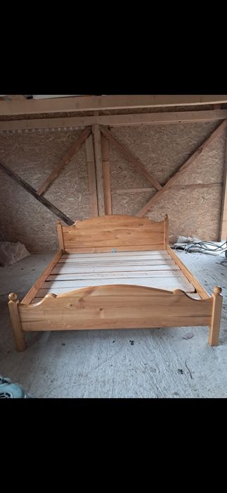 Pat plutitor lemn masiv