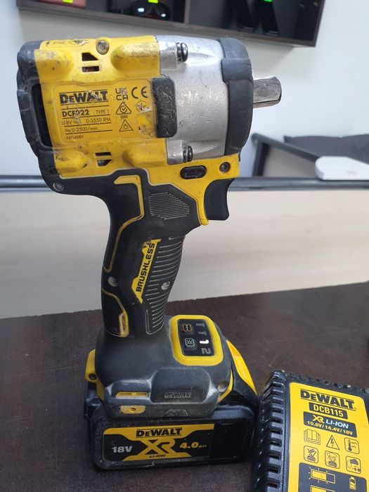 удърен гайковерт DeWalt DCF922n 18V оригинален!