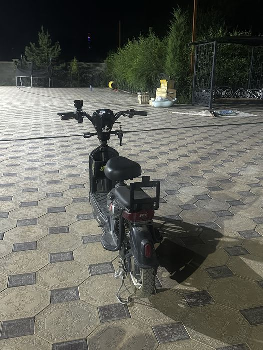 Скутер ск8 про макс