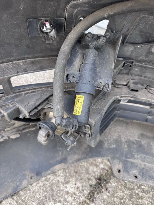 Bara fata complet echipata cod culoare LC8Z VW Passat B6 2005-2010