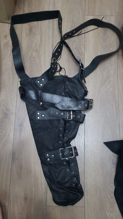 arm sack slave bdsm fetish piele naturala bondage