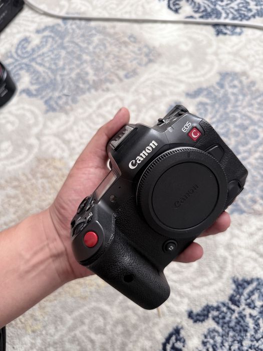 Canon R5C Sotiladi Yoki obmen qilinadi
