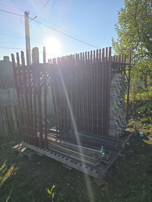 Închiriere schela și izolații exterioare zona dambovita și împrejurimi